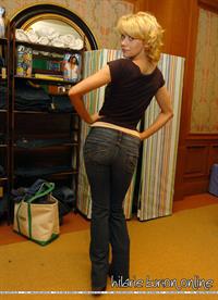 Hilarie Burton - ass