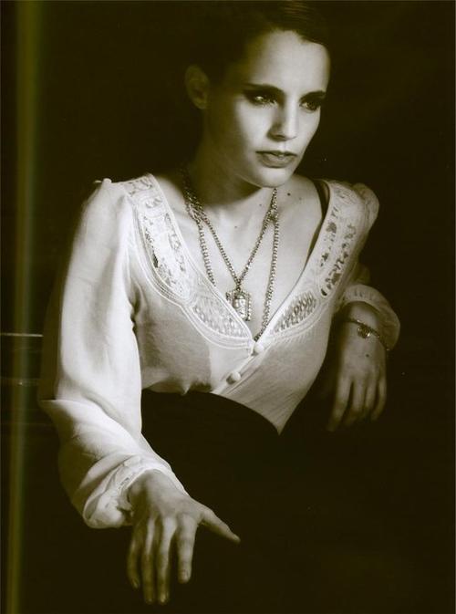 Anna Calvi