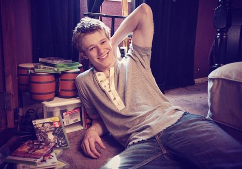 Lucas Till
