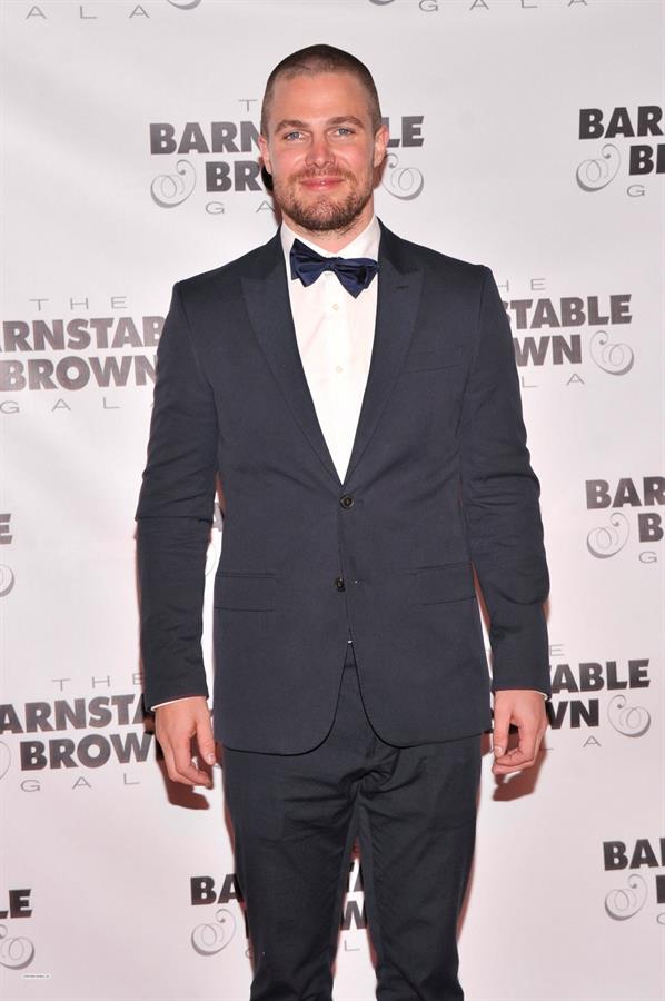 Stephen Amell