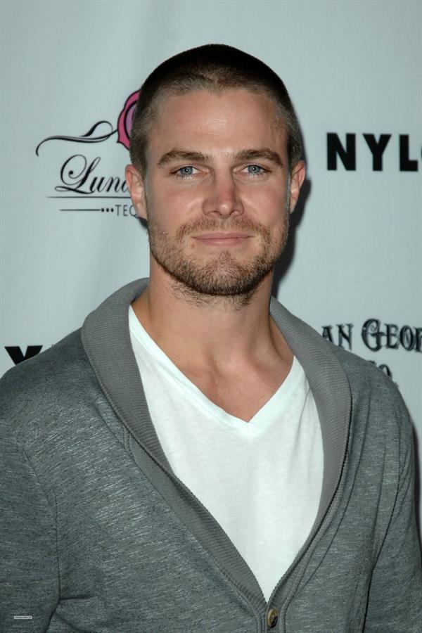 Stephen Amell