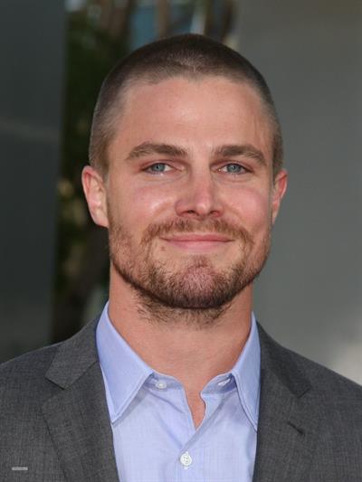 Stephen Amell