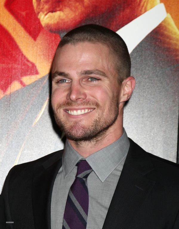 Stephen Amell