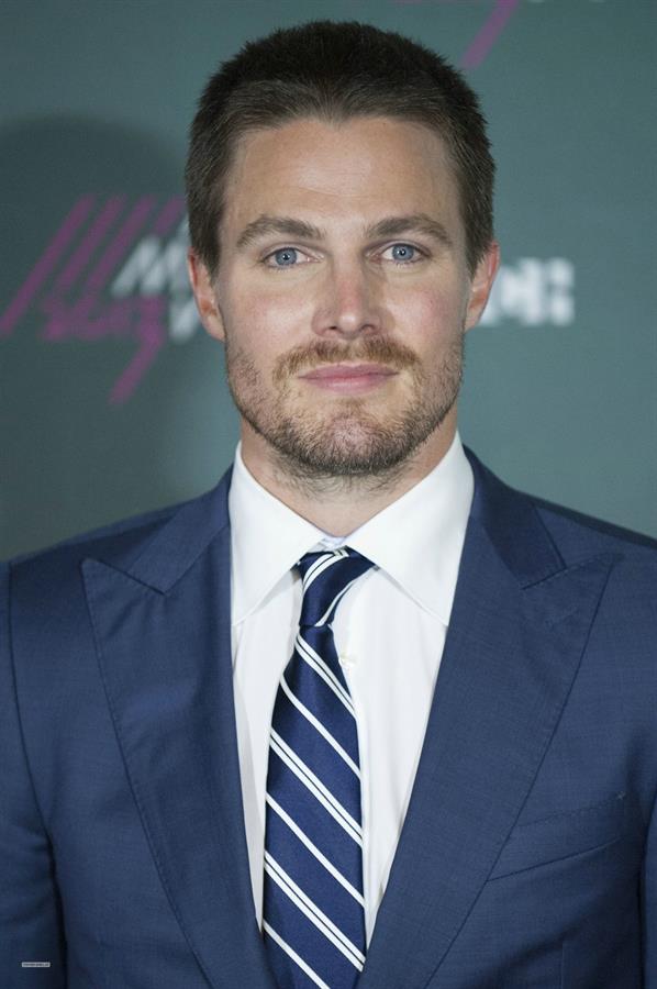 Stephen Amell