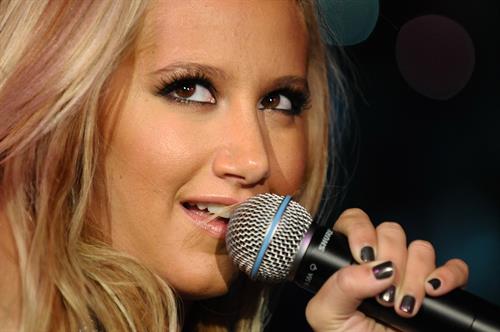 Ashley Tisdale