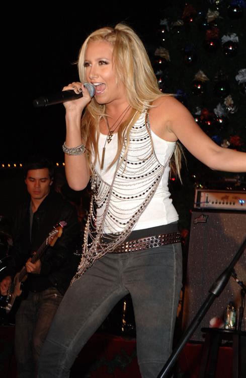 Ashley Tisdale