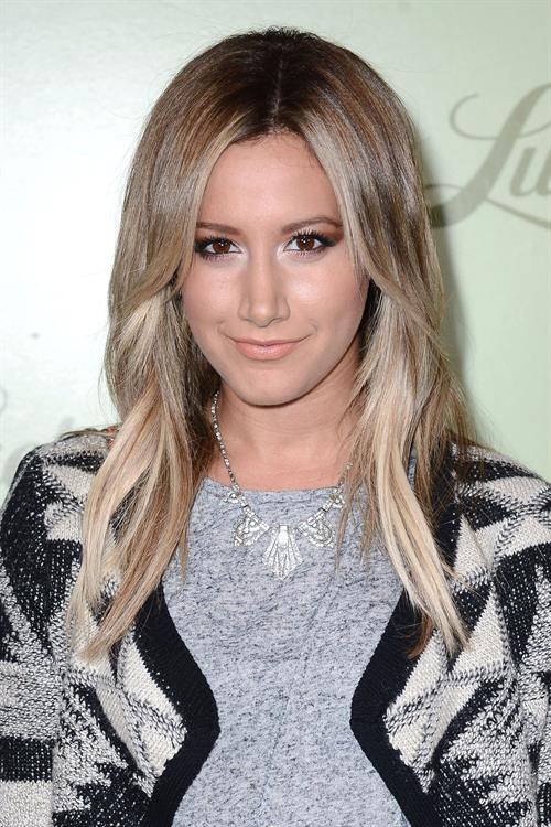 Ashley Tisdale – Lucky Brand Store Opening, LA 10/29/13  