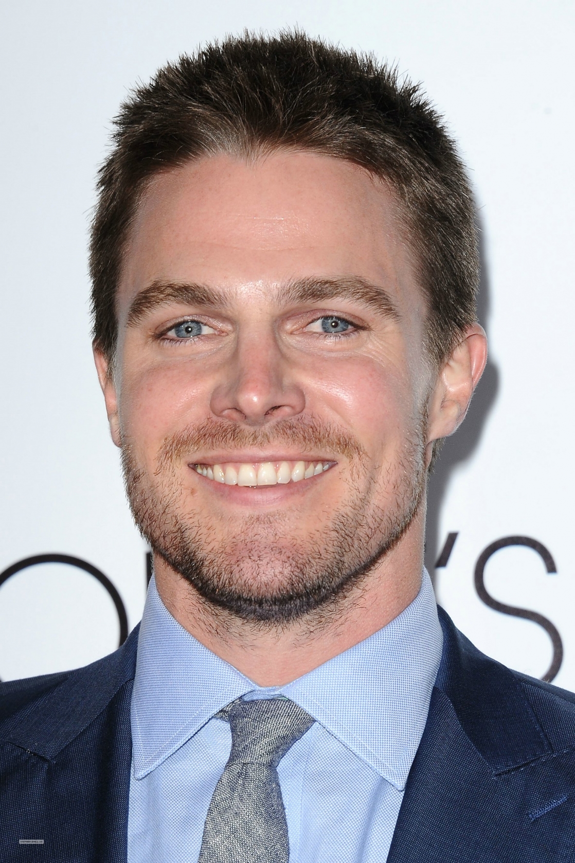 Stephen Amell