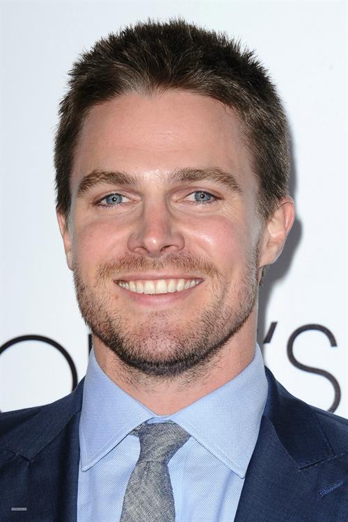 Stephen Amell