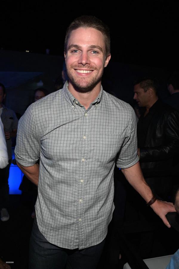 Stephen Amell