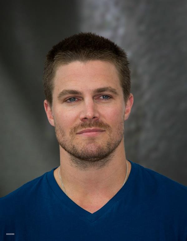 Stephen Amell