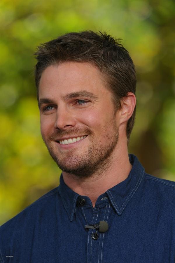 Stephen Amell