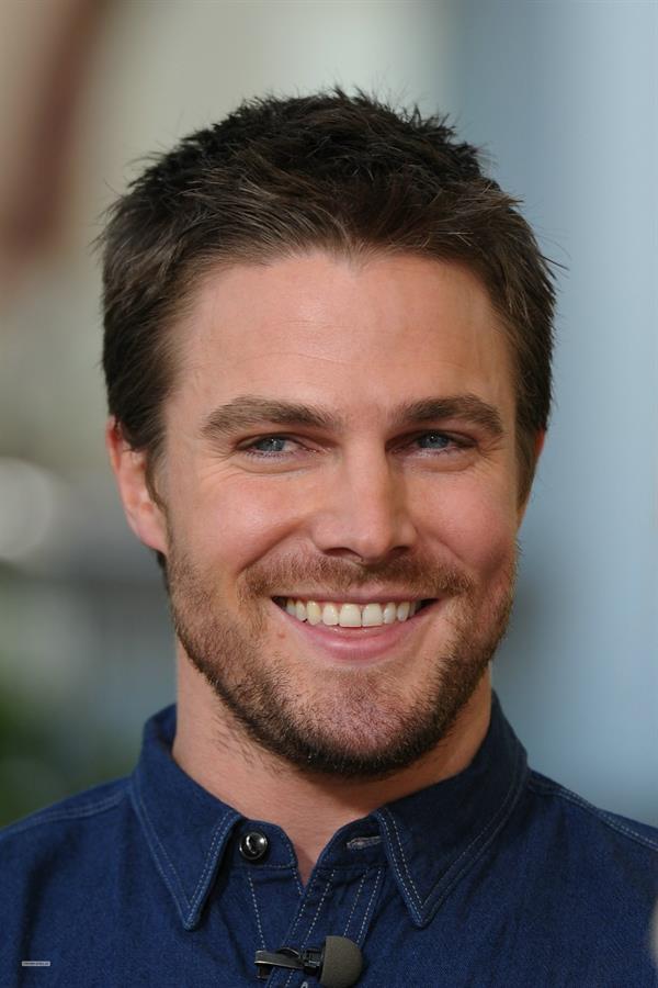 Stephen Amell