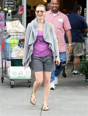 Amy Smart at Bristol Farms in Beverly Hills on July 6, 2010