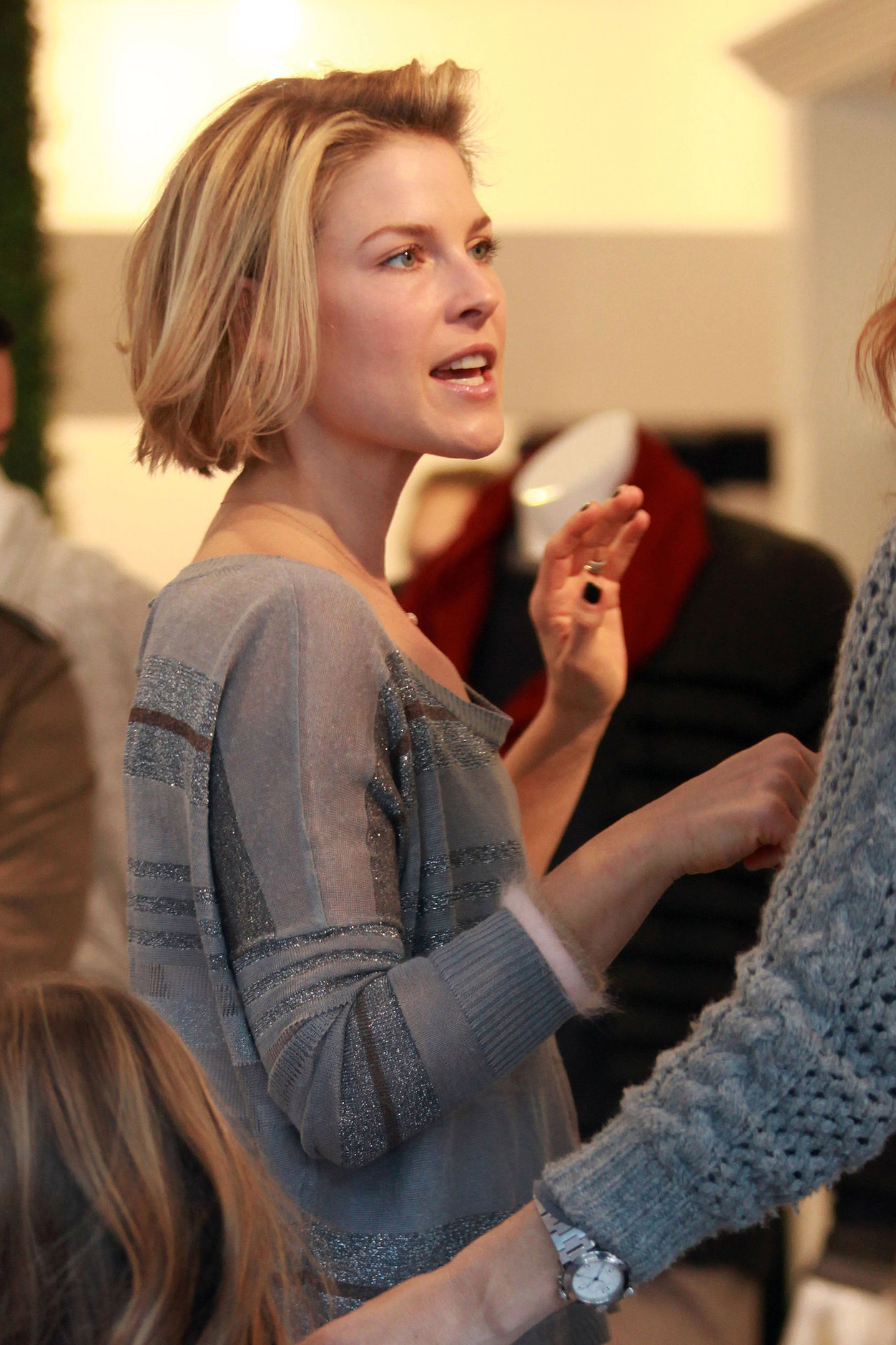 Ali Larter Pictures Amy Smart, Ali Larter and Jessica Alba at the Splendid store opening with crafting community and baby2baby 04.12.11