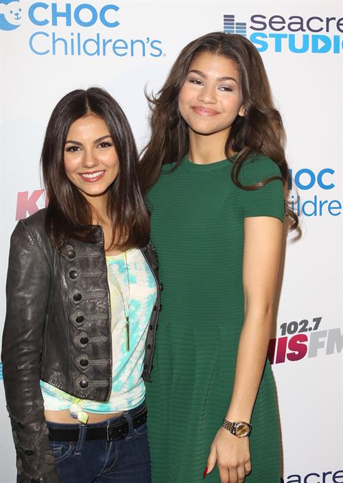 Victoria Justice Pictures Victoria Justice (13) Seacrest Studios West Coast Debut in Orange,Ca. - March 22 2013