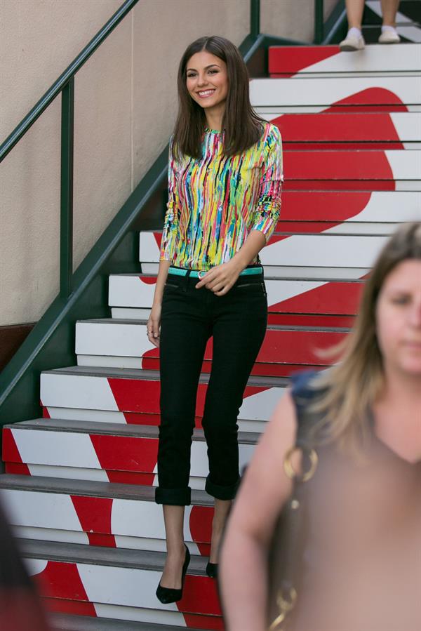 Victoria Justice makes a visit to Extra at The Grove in Los Angeles on March 4, 2013