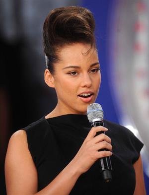 Alicia Keys attends the World AIDS Day at BET Studios in New York on December 1, 2010