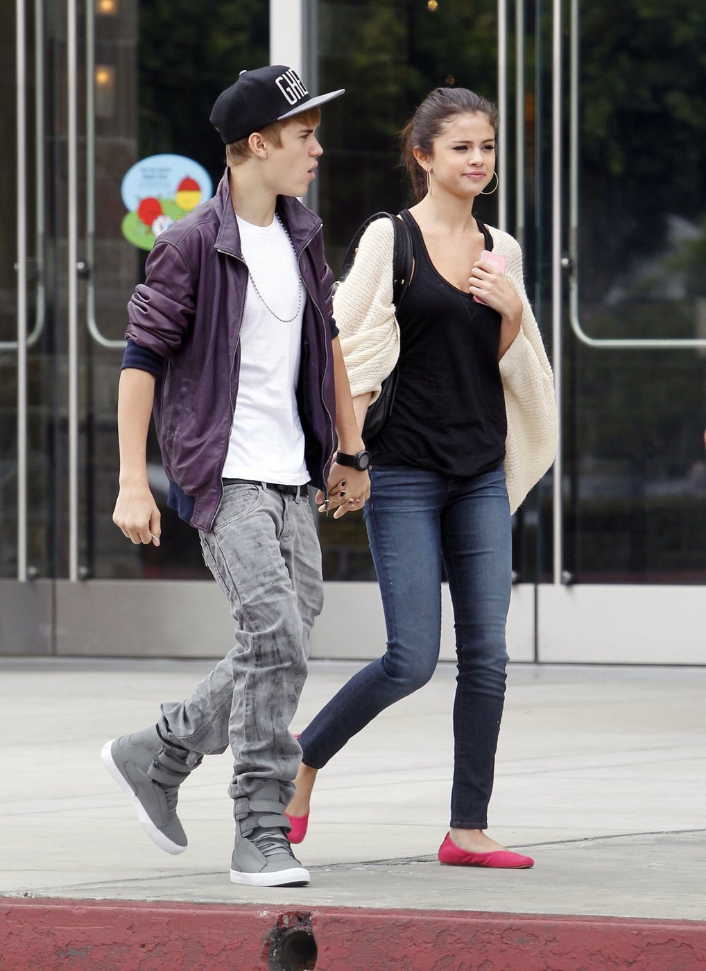 Selena Gomez and Justin Bieber in Los Angeles on September 16, 2011