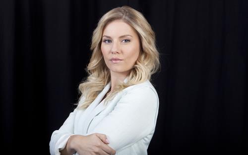 Elisha Cuthbert Amy Sussman Photoshoot in New York 10/22/12 