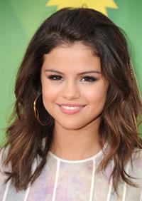 Selena Gomez at Nickelodeons 24th annual Kids Choice Awards at Galen center on April 2, 2011 