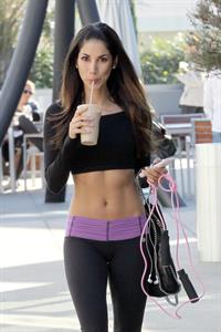 Leilani Dowding in Yoga Pants