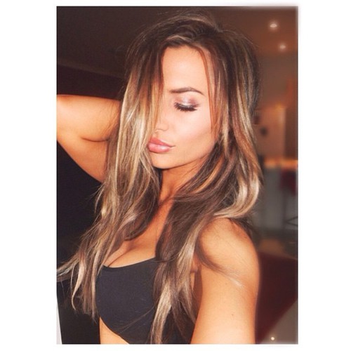 Rosanna Arkle taking a selfie