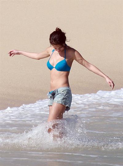 Selena Gomez on vacation in Mexico on December 7, 2011