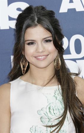 Selena Gomez at the 2011 MTV movie awards in Los Angeles on June 5, 2011