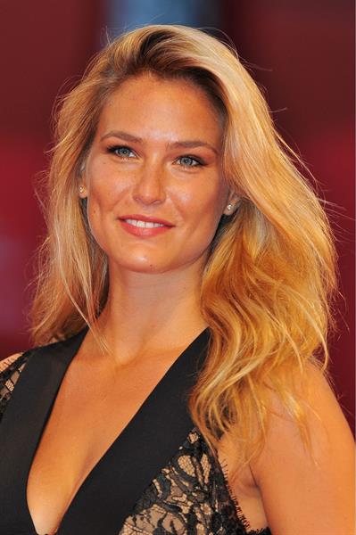 Bar Refaeli