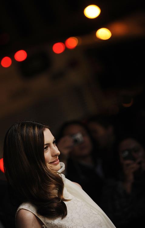 Anne Hathaway Love & Other Drugs screening at the DGA Theater in New York City on November 16, 2010