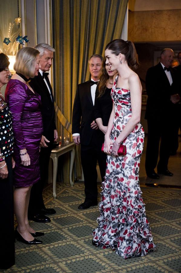 Anne Hathaway Norwegian Nobel Prize Committees banquet conference on December 11, 2010