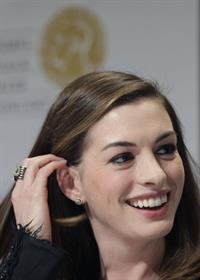Anne Hathaway Norwegian Nobel Prize Committees banquet conference on December 11, 2010