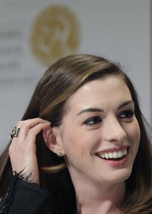 Anne Hathaway Norwegian Nobel Prize Committees banquet conference on December 11, 2010