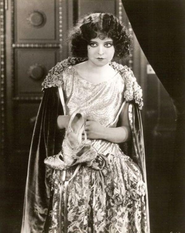 Clara Bow