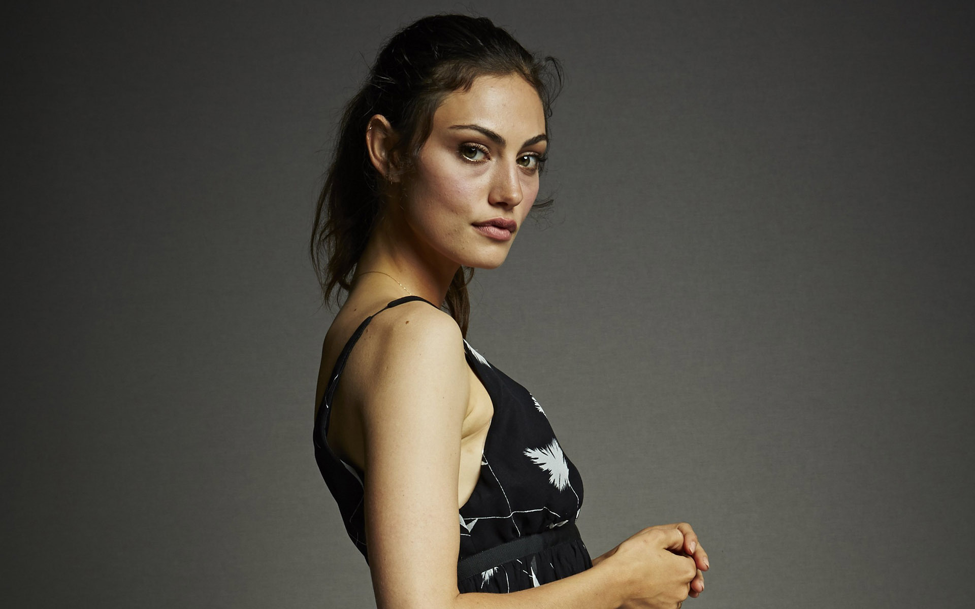 Phoebe Tonkin