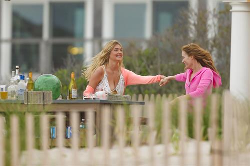 Kate Upton on the set of 'The Other Woman' in NY on June 6, 2013