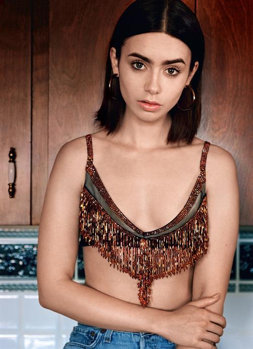 Lily Collins