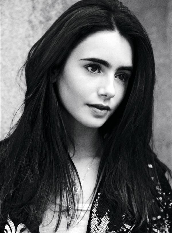 Lily Collins