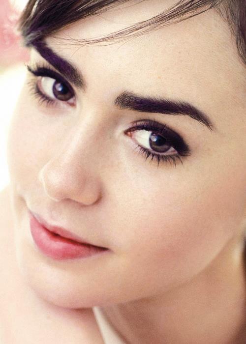 Lily Collins