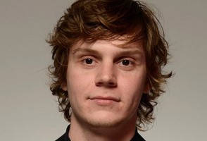 Evan Peters
