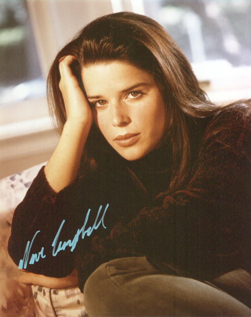 Neve Campbell