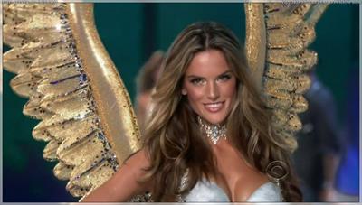 Alessandra Ambrosio in lingerie