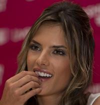 Alessandra Ambrosio attends Fashion Fest Liverpool 2009 at Liverpool Santa Fe in Mexico City 