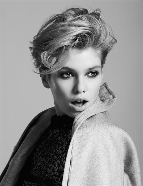 Stella Maxwell