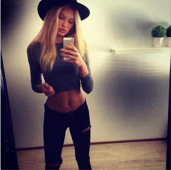 Romee Strijd taking a selfie