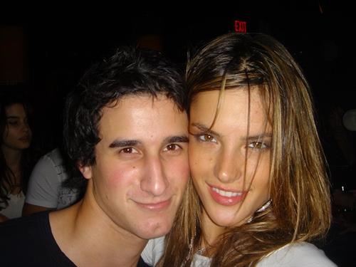 Alessandra Ambrosio taking a selfie