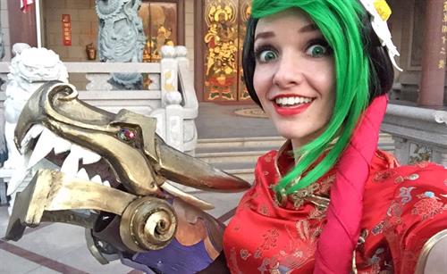 Lyz Brickley - Firecracker Jinx Cosplay