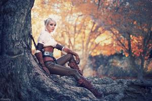 Lyz Brickley- Ciri Cosplay