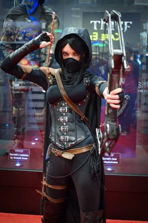 Lyz Brickley - Thief Garrett Cosplay